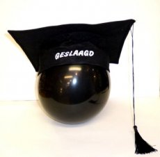 Chapeau diplôme avec texte'Geslaagd'