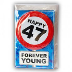 05947 Carte de vœux avec badge à épingler 'Happy 47'