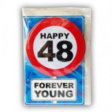 Leeftijdsbadge met wenskaart 'Happy 48'