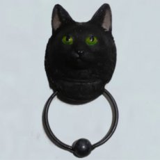Kat Zwart - Deurklopper